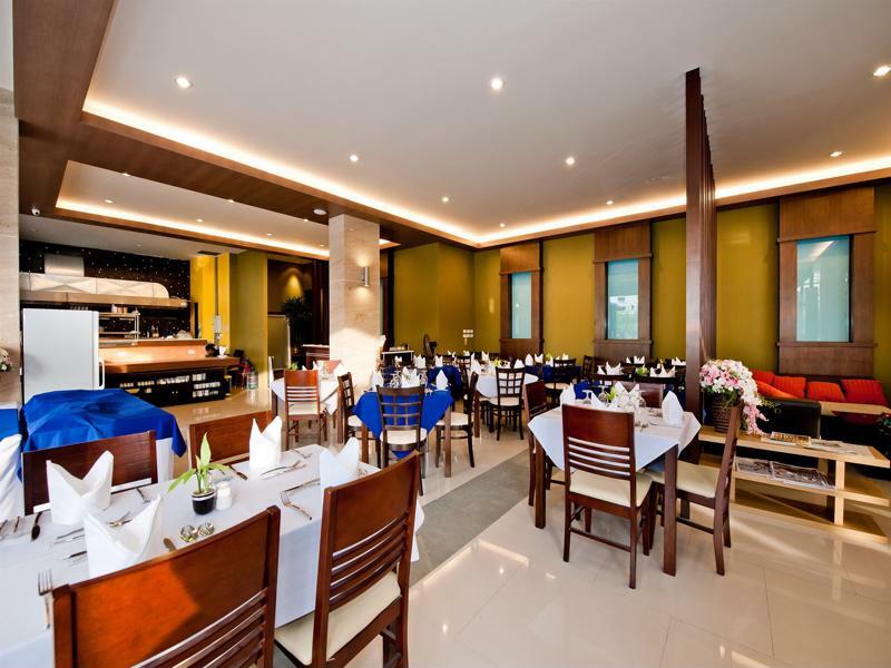 Hotel Tuana Blue Sky Patong Extérieur photo
