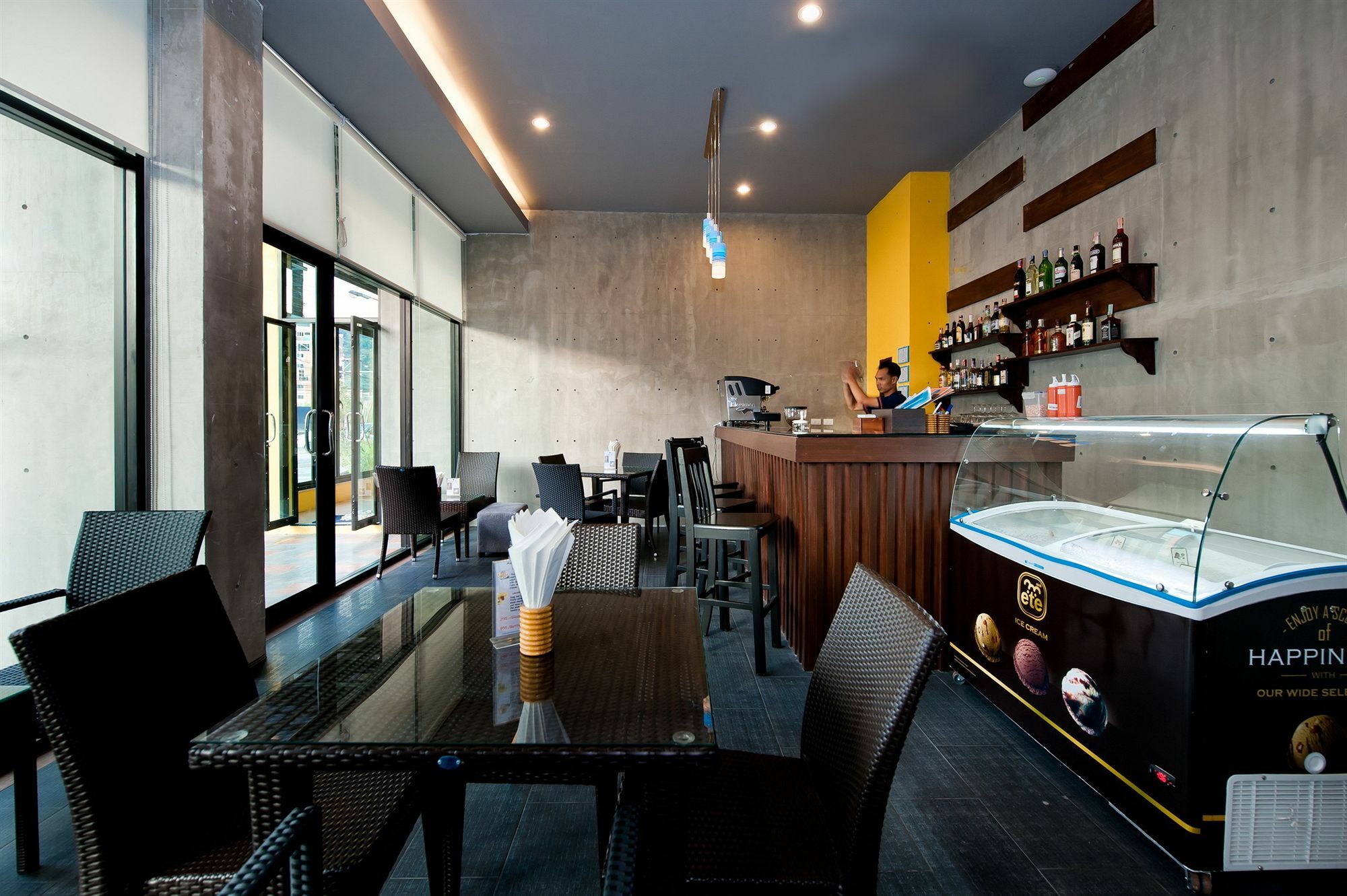 Hotel Tuana Blue Sky Patong Extérieur photo